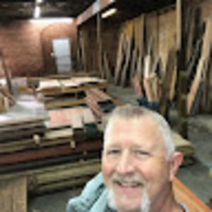 Meet your Posher, Dennis